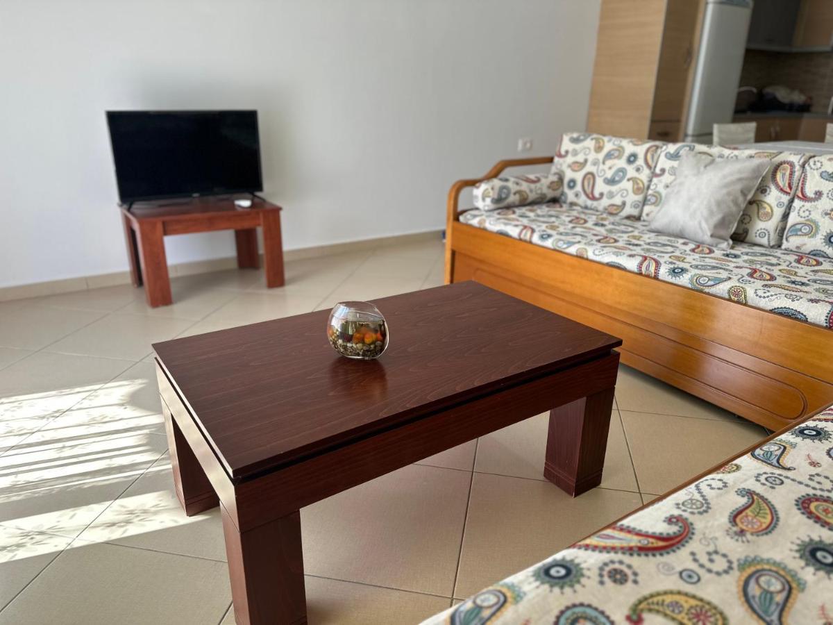 Comfort 1 Apartment Саранда Экстерьер фото