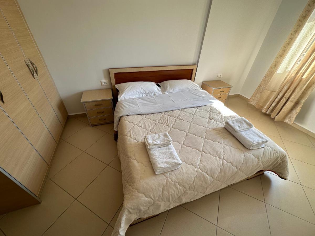 Comfort 1 Apartment Саранда Экстерьер фото